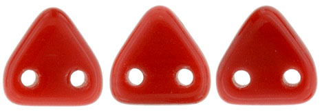 CzechMates Triangle 6mm (loose) : Opaque Red