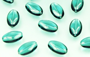 Flat Oval 15/9mm (loose) : Emerald