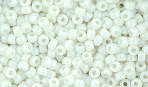 Matubo Seed Bead 8/0 (loose) : Pearl Shine - White