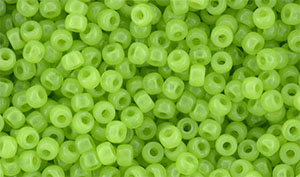 Matubo Seed Bead 8/0 (loose) : Milky Dk Peridot