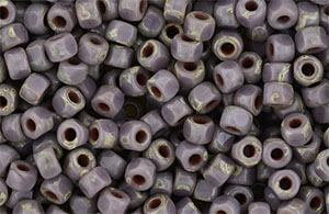 Matubo 3-Cut Seed Bead 6/0 (loose) : Opaque Purple - Picasso