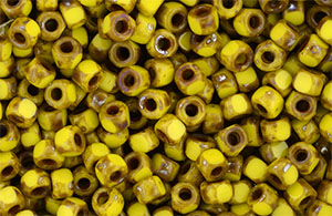 Matubo 3-Cut Seed Bead 6/0 (loose) : Opaque Yellow - Silver Picasso