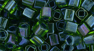 TOHO - Cube 4mm : Inside-Color Rainbow Peridot/Opaque Green-Lined