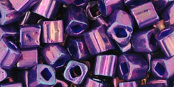 TOHO - Cube 4mm : Higher-Metallic Grape