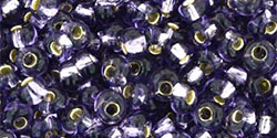 TOHO - Magatama 3mm : Silver-Lined Tanzanite