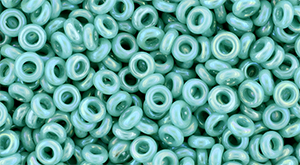 TOHO - Demi Round 8/0 3mm : Opaque-Rainbow Turquoise