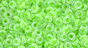 TOHO - Demi Round 8/0 3mm : Luminous Neon Green