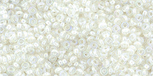 TOHO - Demi Round 11/0 2.2mm : Inside-Color Rainbow Crystal/Creme-Lined