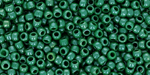 TOHO Round 8/0 : Opaque Shamrock Luster