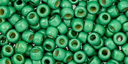 TOHO - Round 8/0 : Permafinish - Matte Galvanized Spring Green