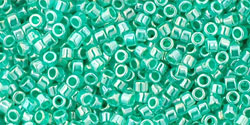 TOHO - Treasure #1 (11/0) : Ceylon Lt Sea Green